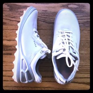 Ecco ladies golf shoes
